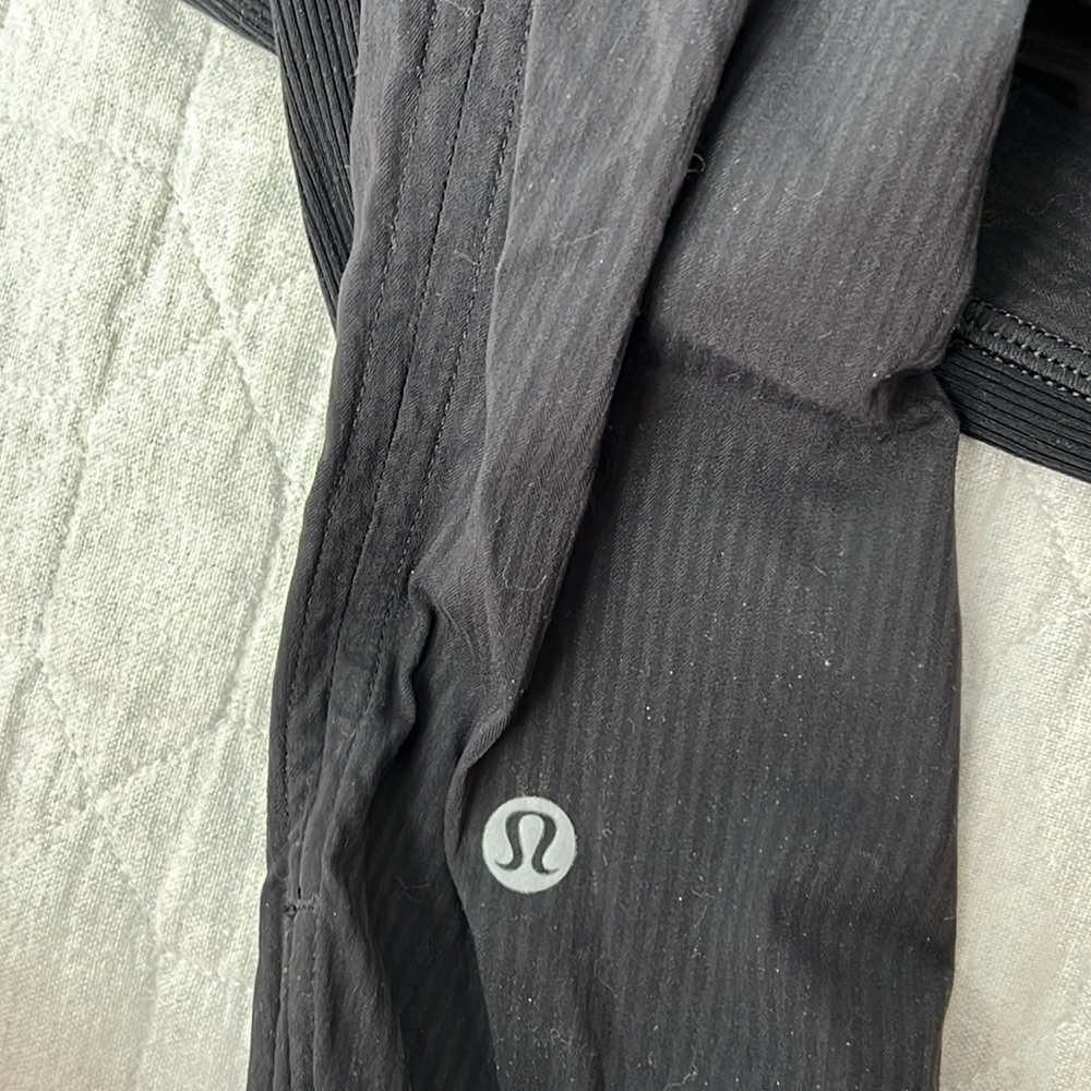 Lululemon Dance Studios Cropped - image 3